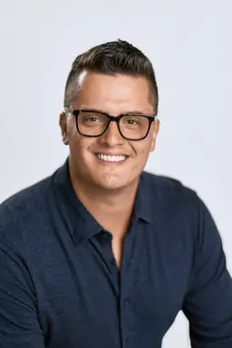 nik