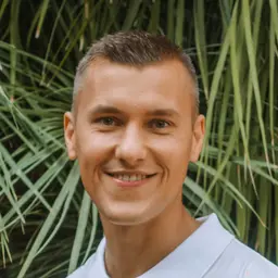 tomaslau