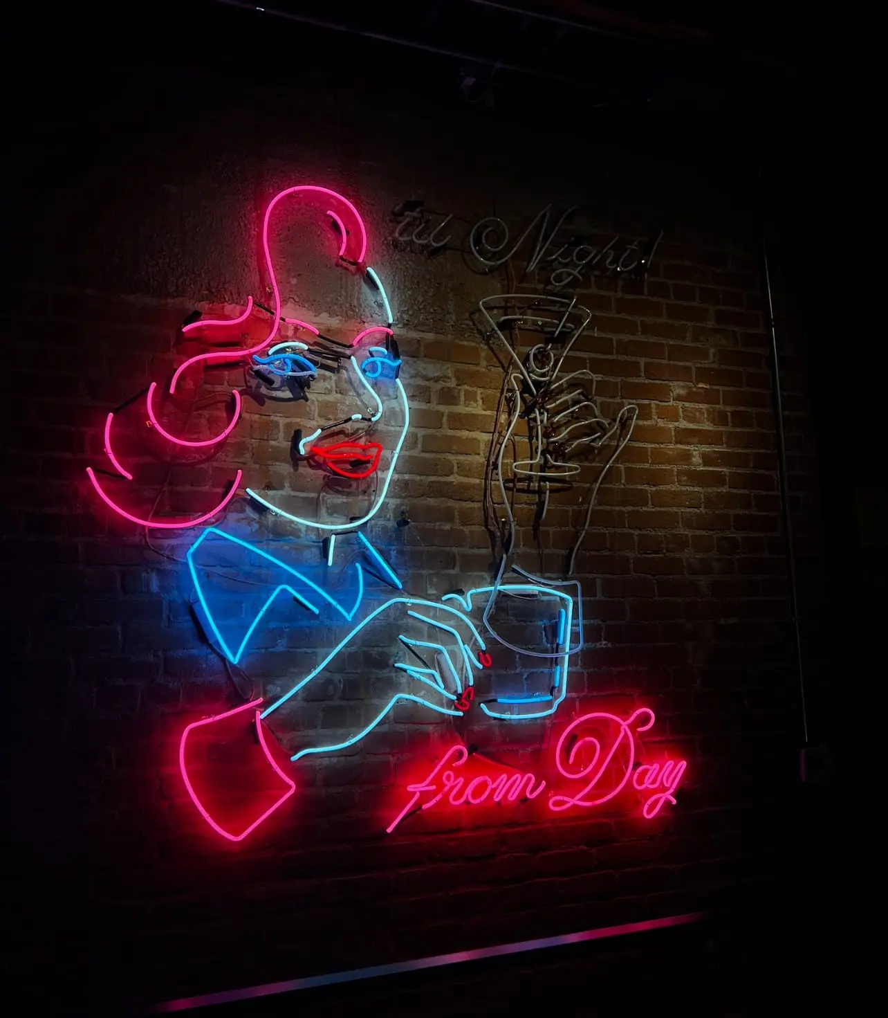 Screenshot 9 of Neon Flamingo